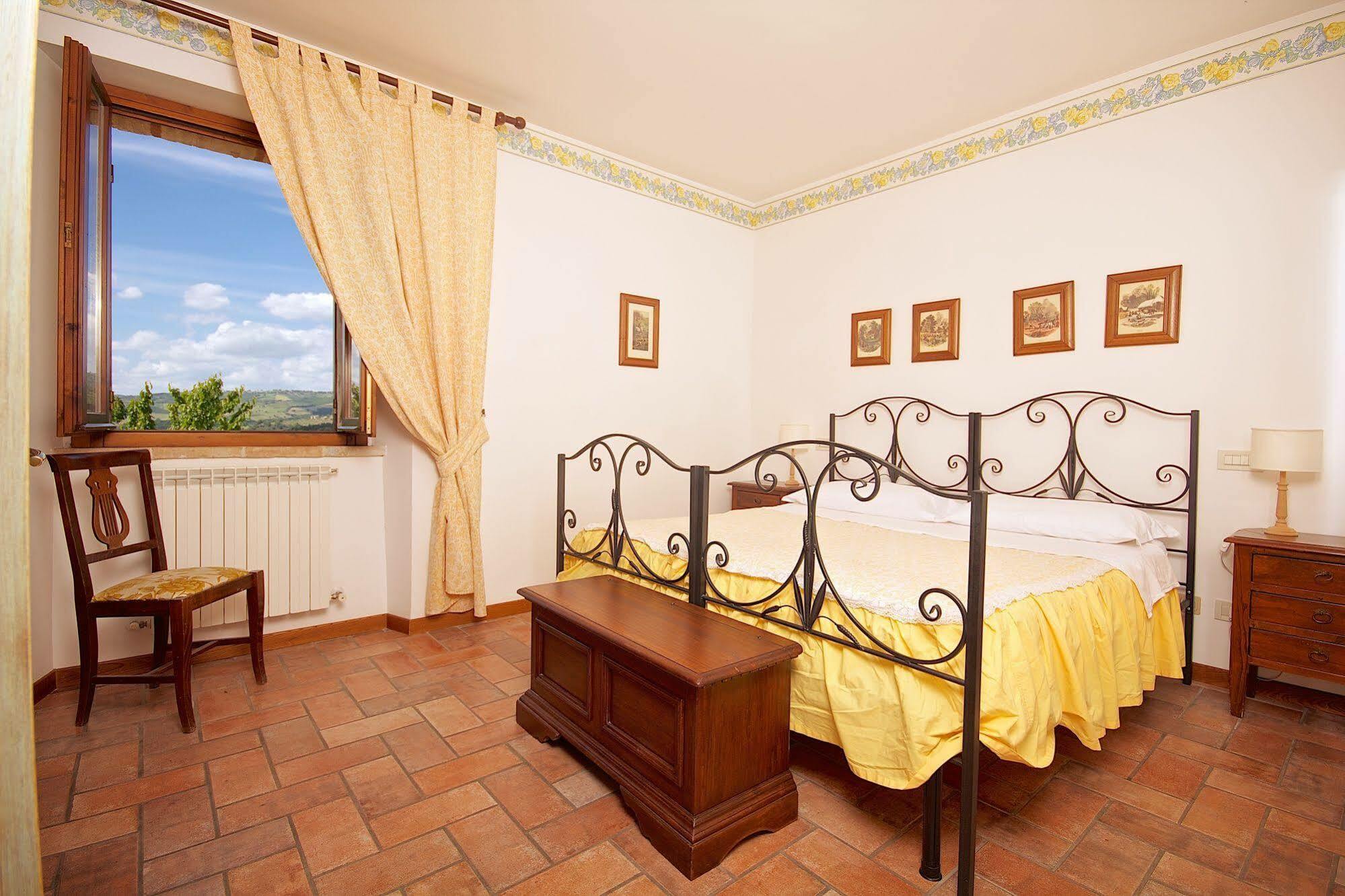 Agriturismo Le Colombe Assisi Exterior photo